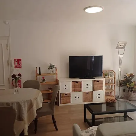 Piso Con Terraza Junto A La Playa * San Sebastian